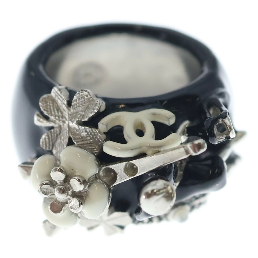 Chanel CC Logo Camellia Eiffel Tower Enamel 13k Ring Black White — view 4