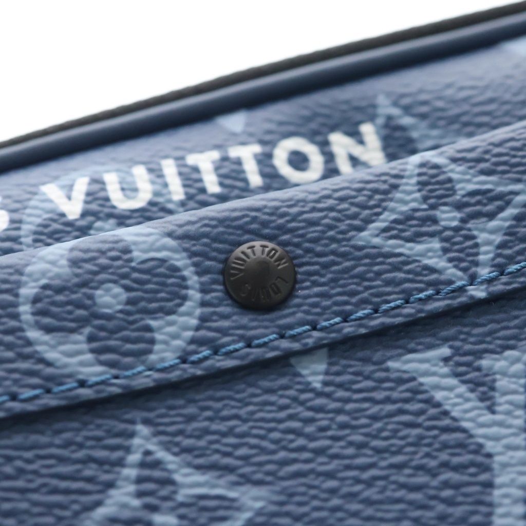 Louis Vuitton Monogram Wallet — view 6