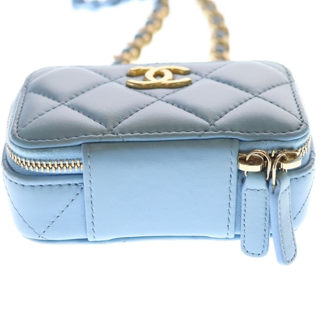 Chanel Quilted Lambskin Gold Mini Chain Shoulder Back Wallet Coin Case Light — view 4