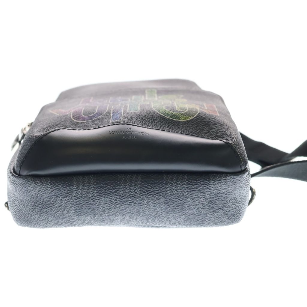 Louis Vuitton Damier Graphite Avenue Sling Shoulder Bag Black — view 4