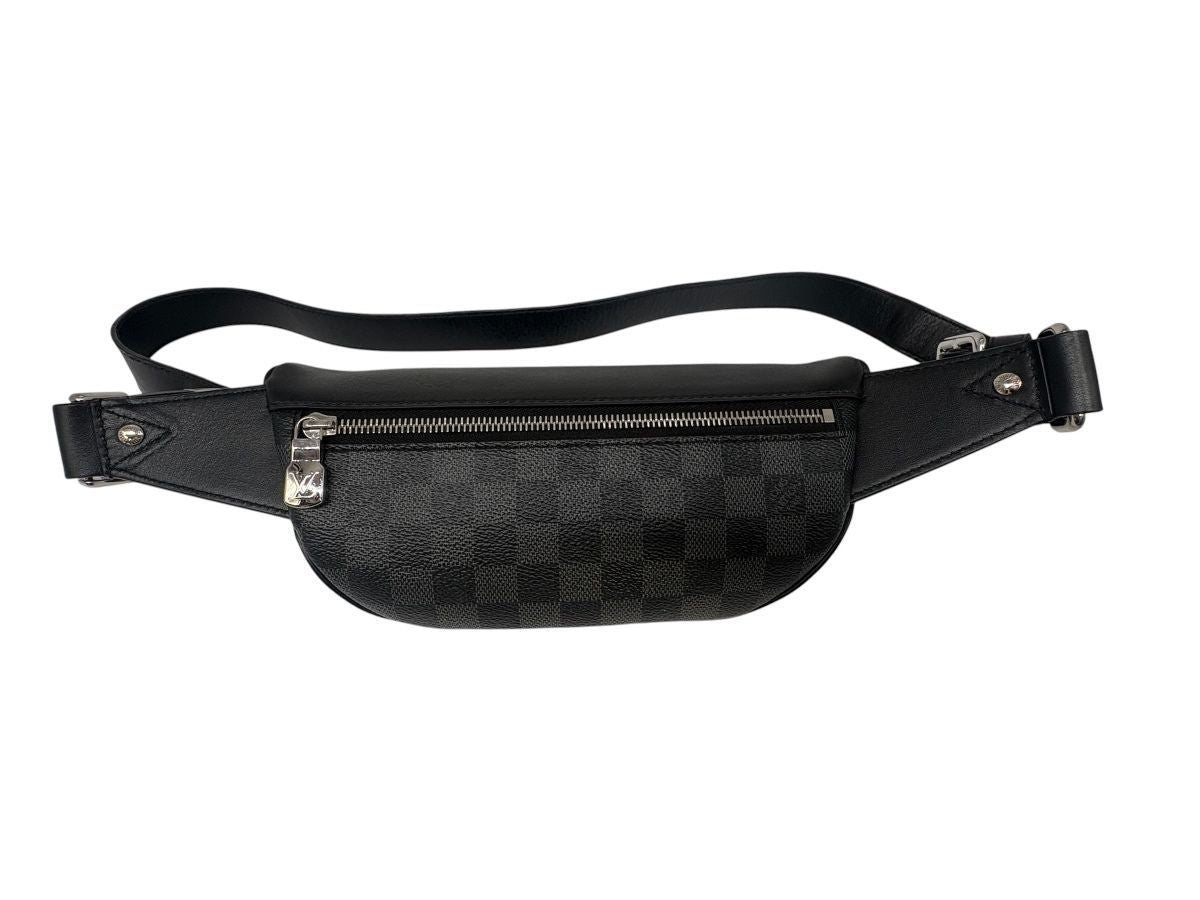 Louis Vuitton Damier Graphite Canvas Bum — view 2