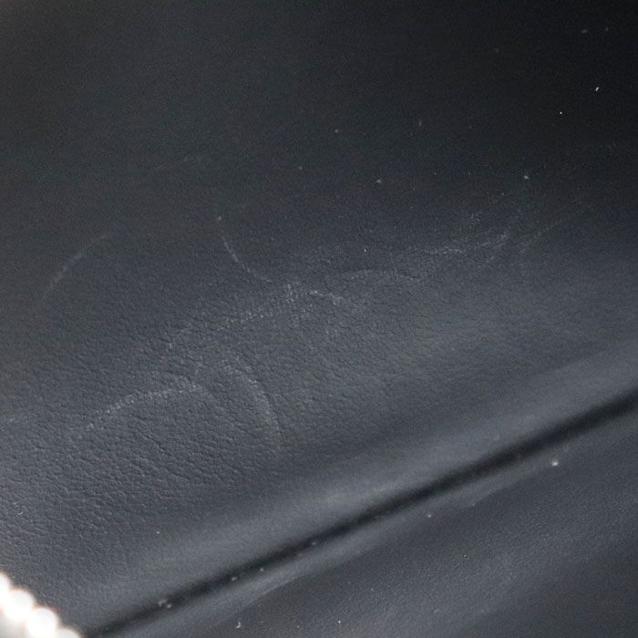 Louis Vuitton Zippy Wallet Horizontal Taiga Black — view 5