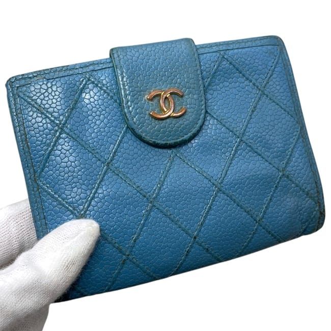 Chanel Kiss Lock Bifold Wallet Blue Quilted CC Logo Caviar Leather Vintage — view 9