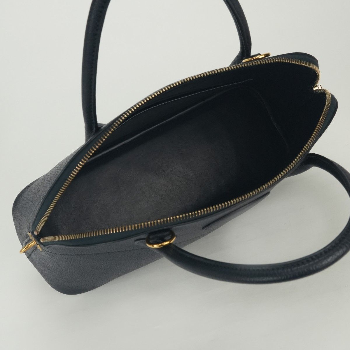 Hermes Bolide 31 Tote Shoulder Bag Chevre Coromandel Blue Indigo Navy Gold 2-Way — view 8