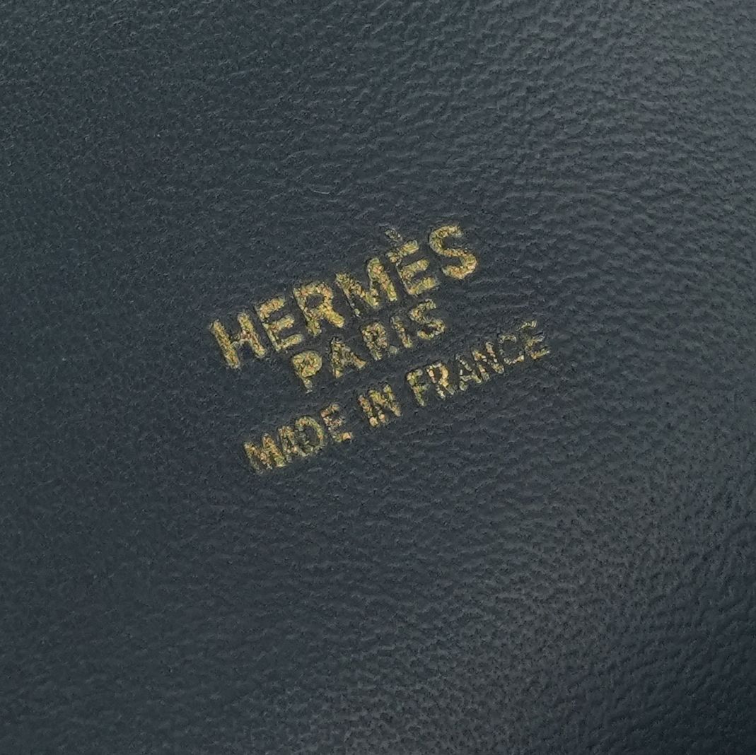 Hermes Bolide 31 Tote Shoulder Bag Chevre Coromandel Blue Indigo Navy Gold 2-Way — view 7