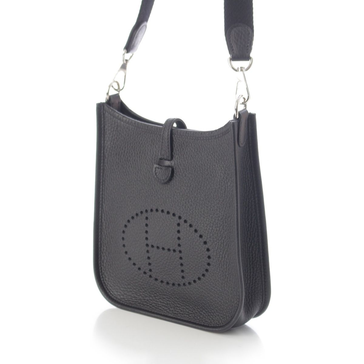 Hermes Evelyne TPM Taurillon Clemence Amazon Shoulder Bag Noir Silver — view 2