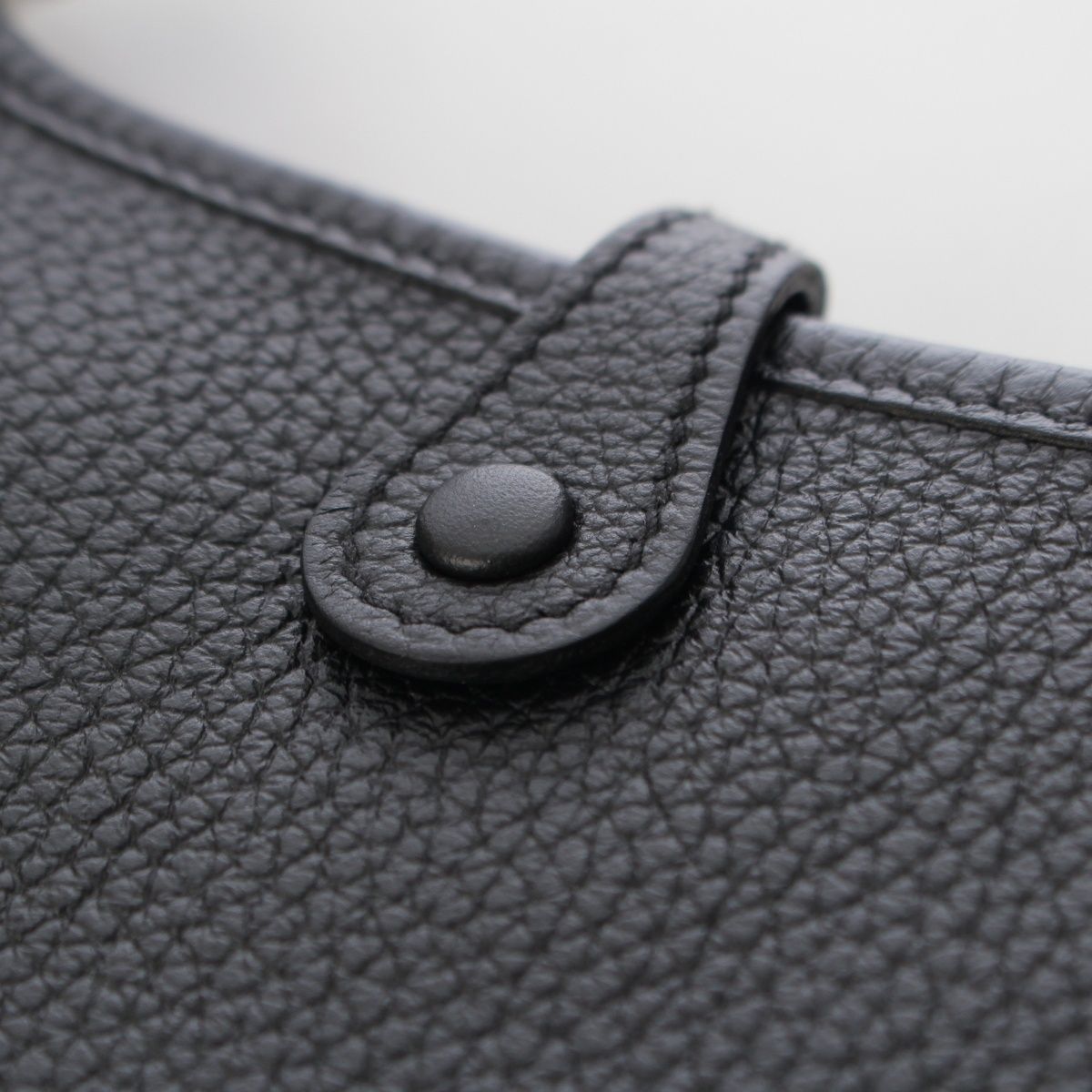 Hermes Evelyne TPM Taurillon Clemence Amazon Shoulder Bag Noir Silver — view 6