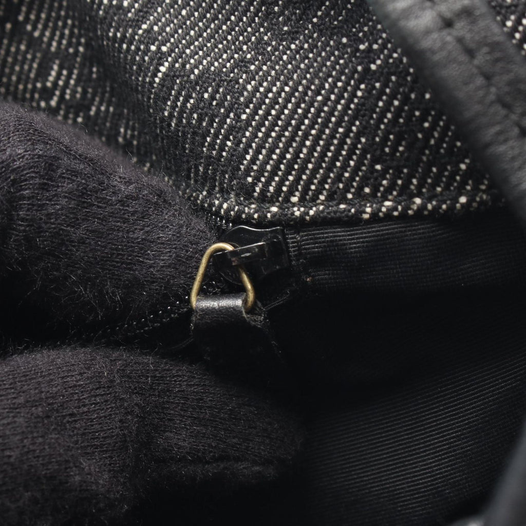 Gucci Shoulder Bag GG Denim Black — view 5