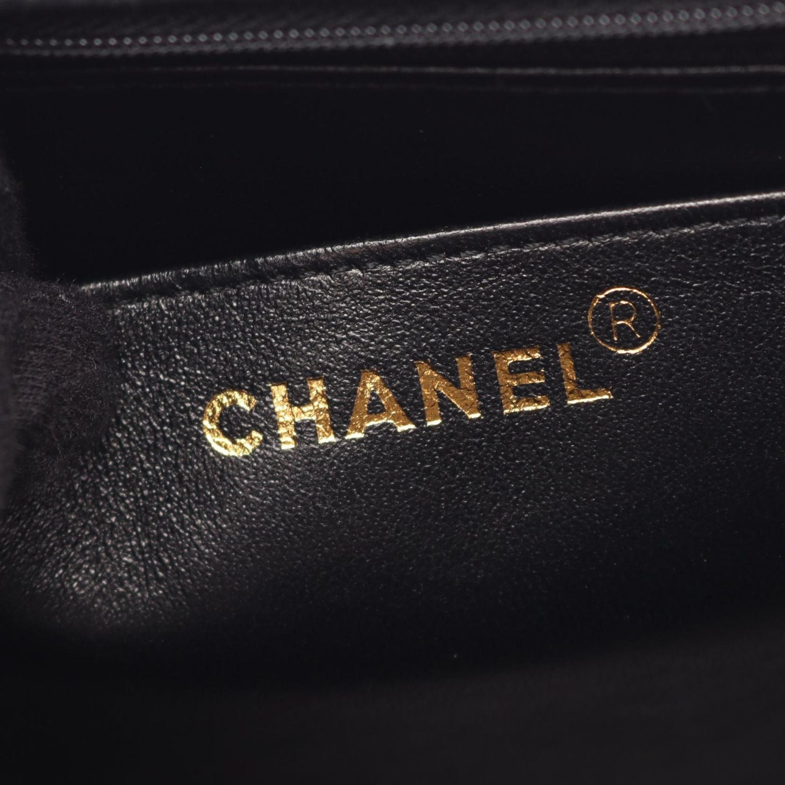 Chanel Handbag Quilted Turnlock Black Leather — view 4