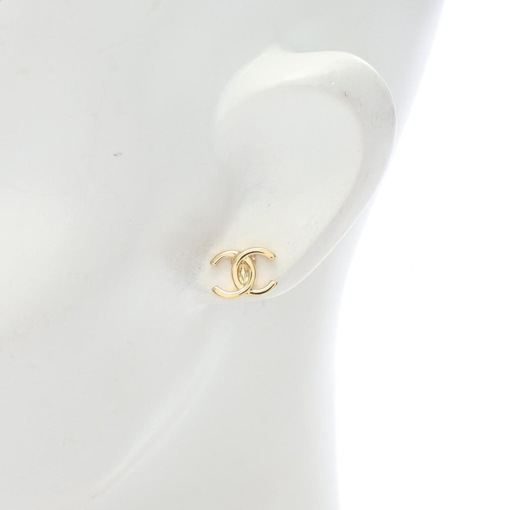 Chanel Earrings CC Logo — view 6