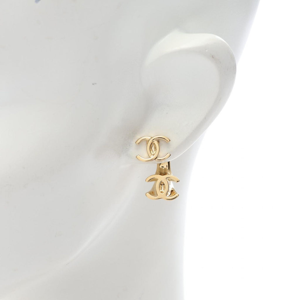 Chanel Earrings CC Logo — view 5