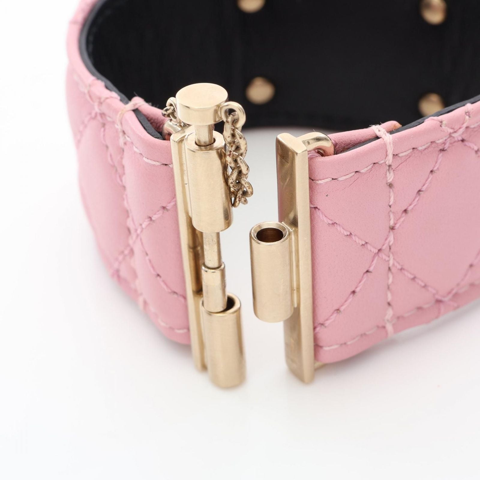 Chanel Bracelet CC Logo Leather Bangle — view 3