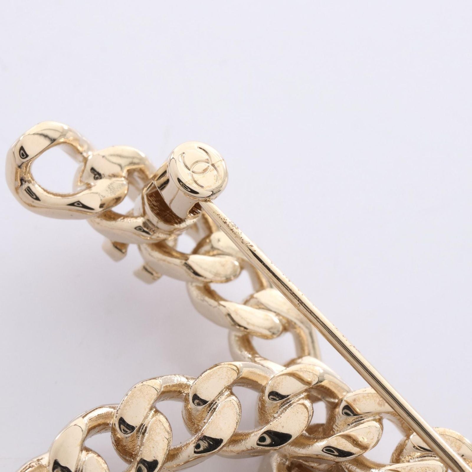 Chanel Brooch CC Logo — view 4