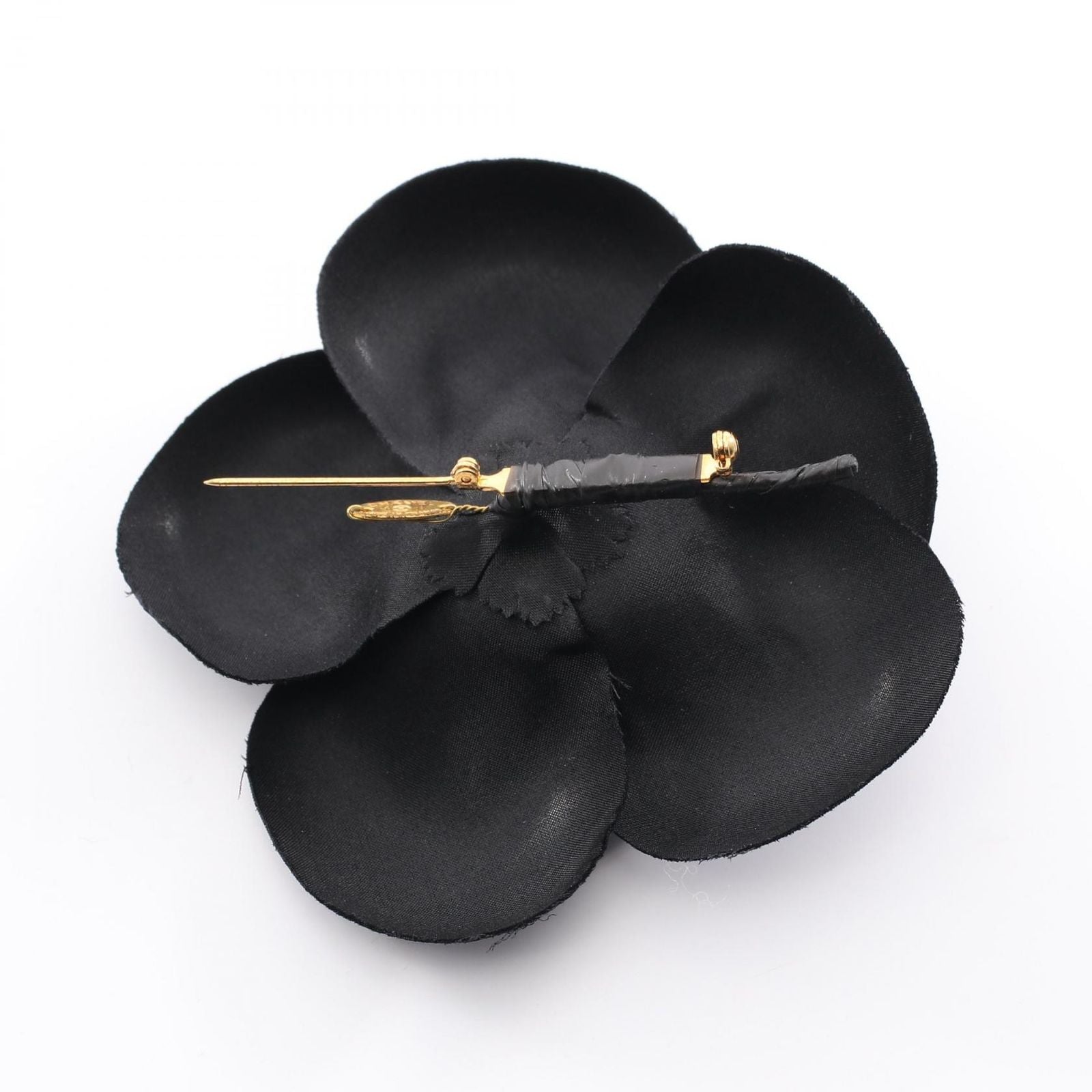 Chanel Brooch Camellia Black — view 2