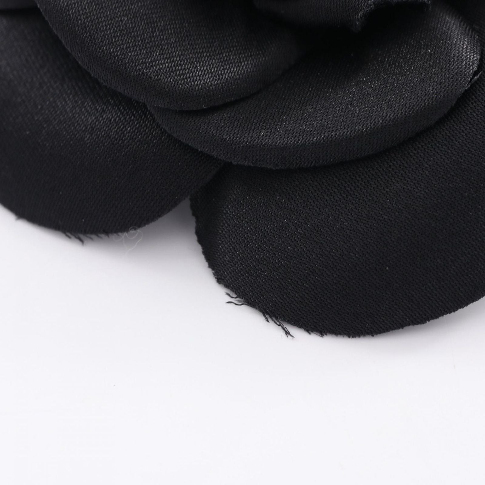 Chanel Brooch Camellia Black — view 5