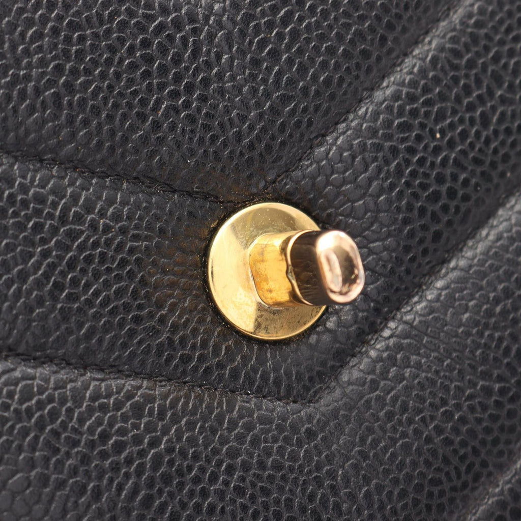 Chanel Shoulder Bag Chain — view 6