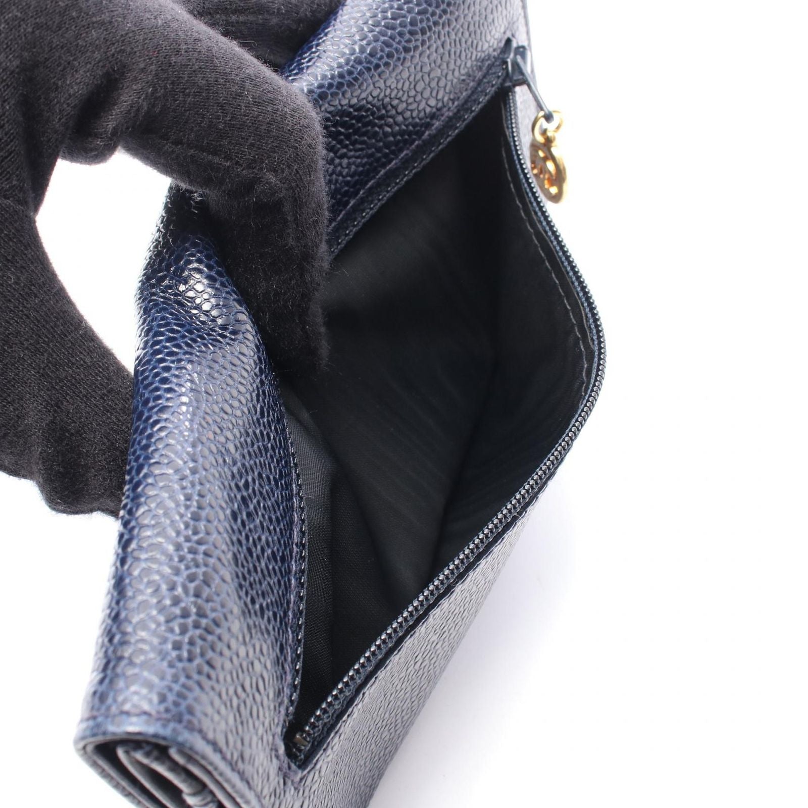 Chanel Bifold Wallet CC Logo Navy Calf — view 7