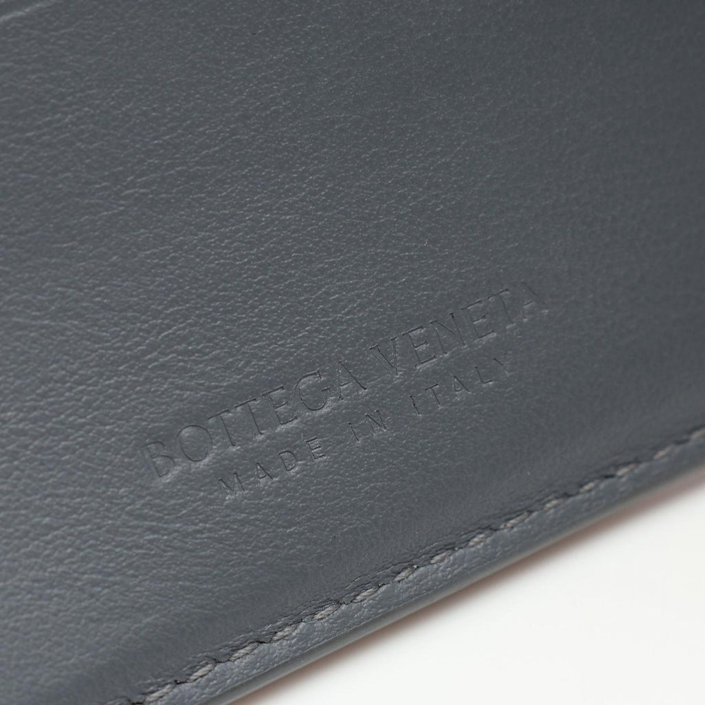 Bottega Veneta Bifold Wallet Maxi Intrecciato Gray Leather Cassette — view 4