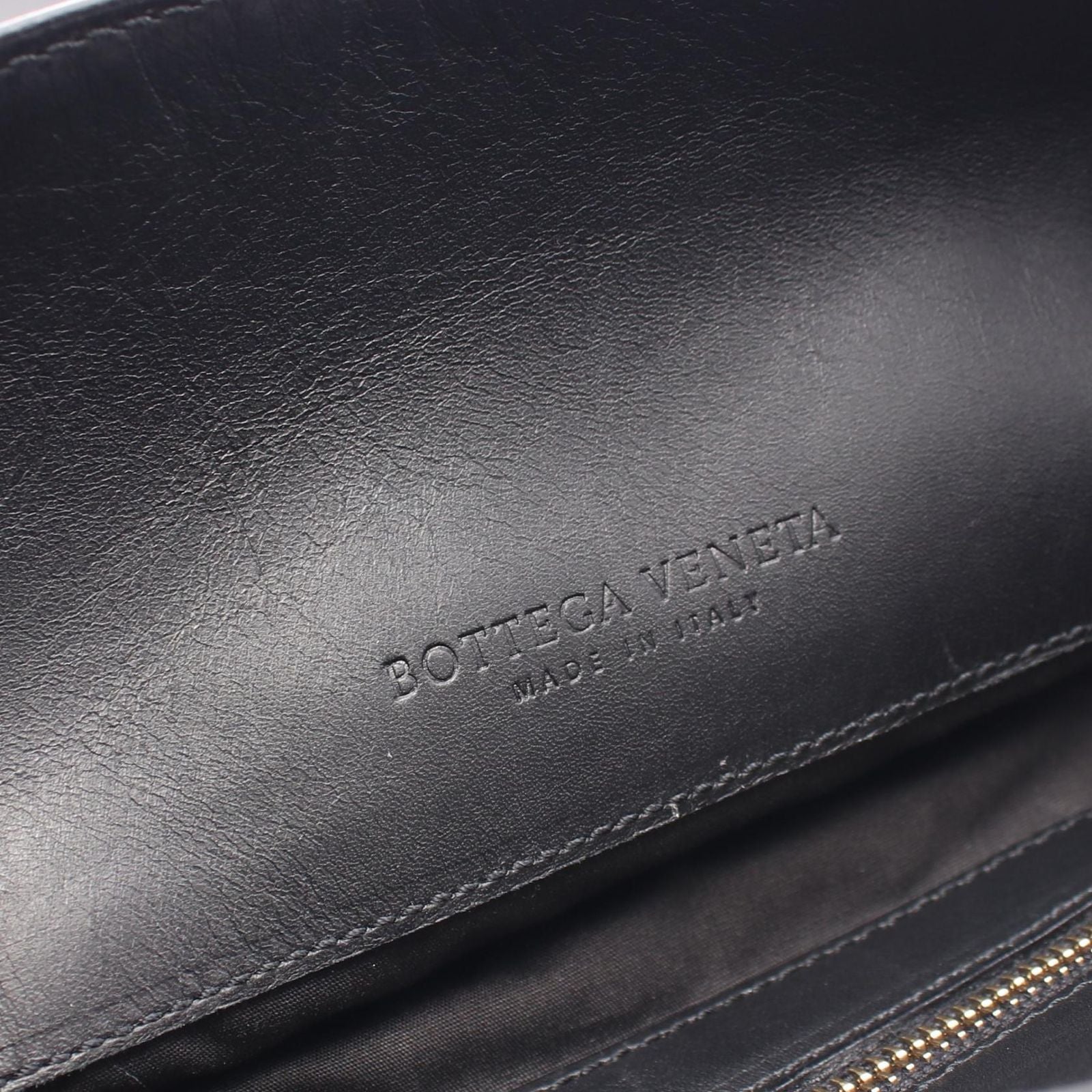 Bottega Veneta Shoulder Bag Black Leather — view 4
