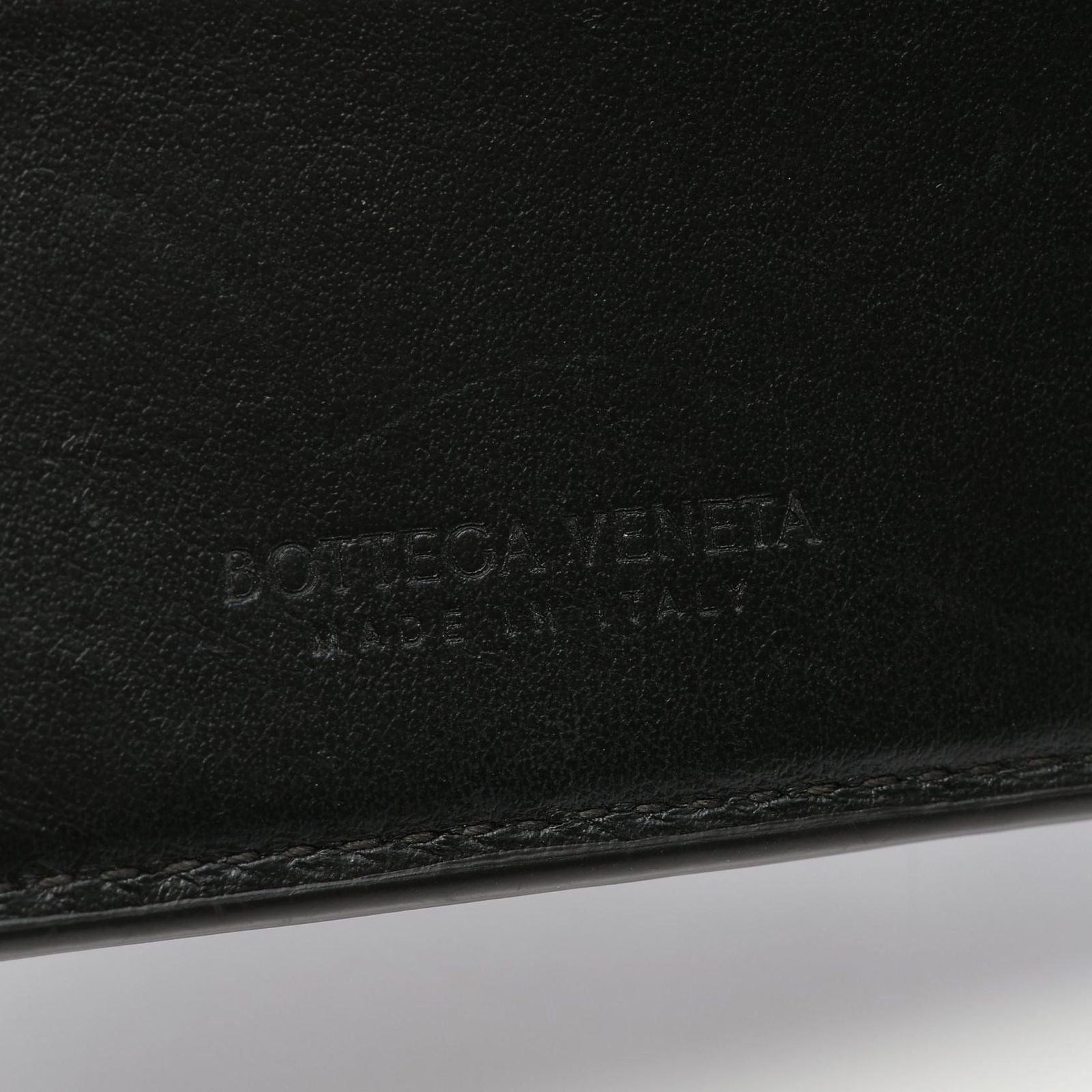 Bottega Veneta Bifold Wallet Intrecciato Black Leather — view 5