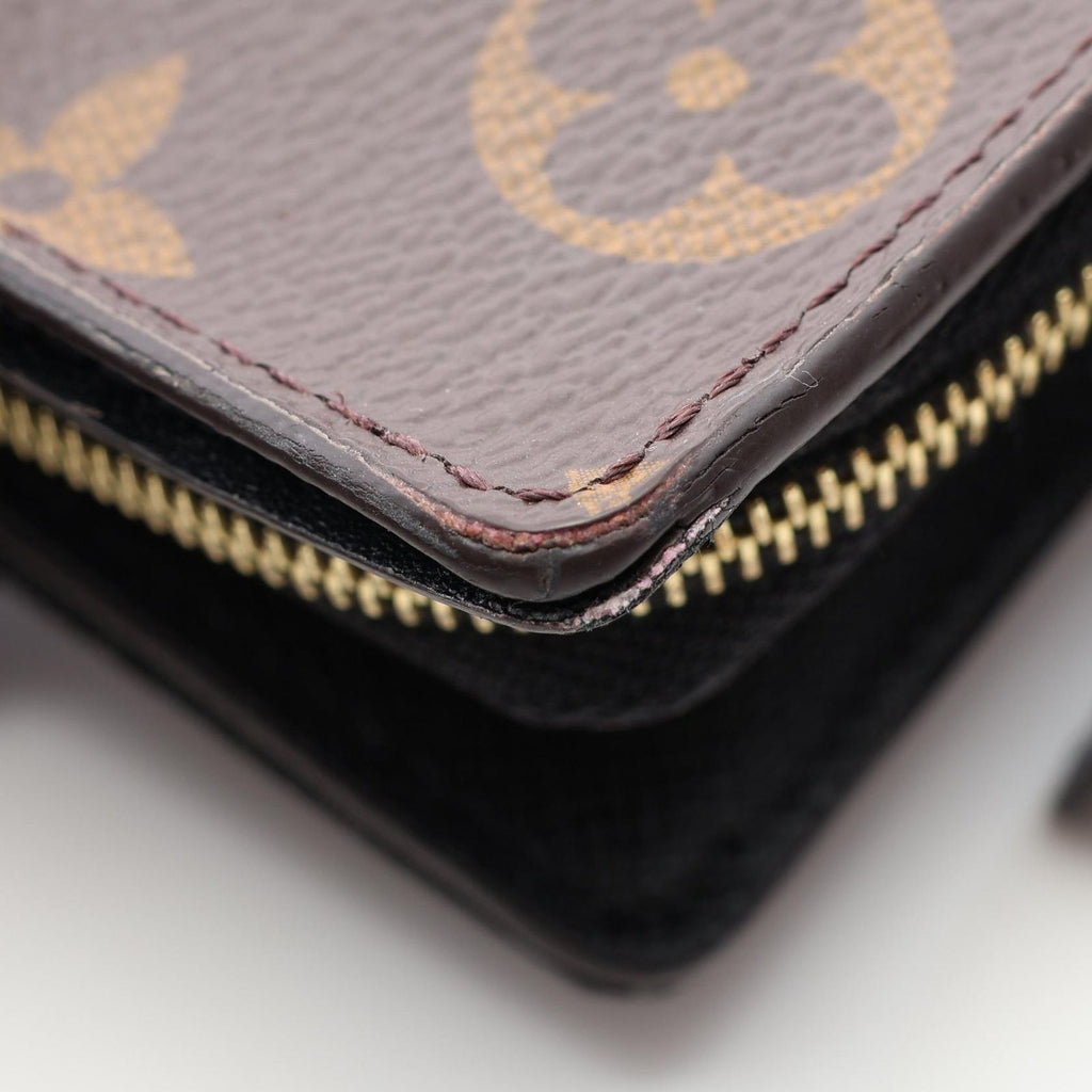 Louis Vuitton Bifold Wallet Portefeuille Juliette Monogram Giant Reverse Canvas — view 8
