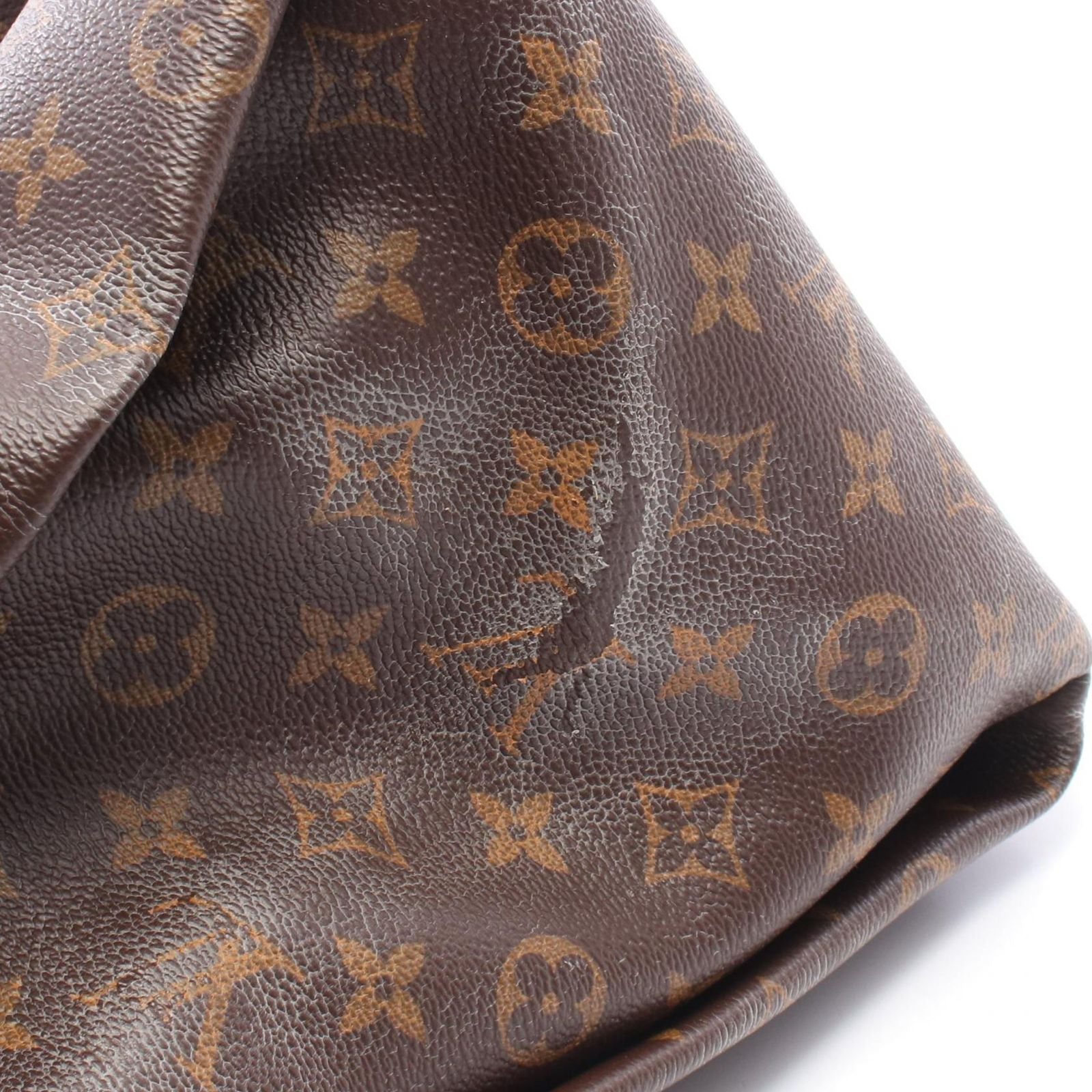 Louis Vuitton Shoulder Bag Artsy MM Monogram Canvas Leather — view 9