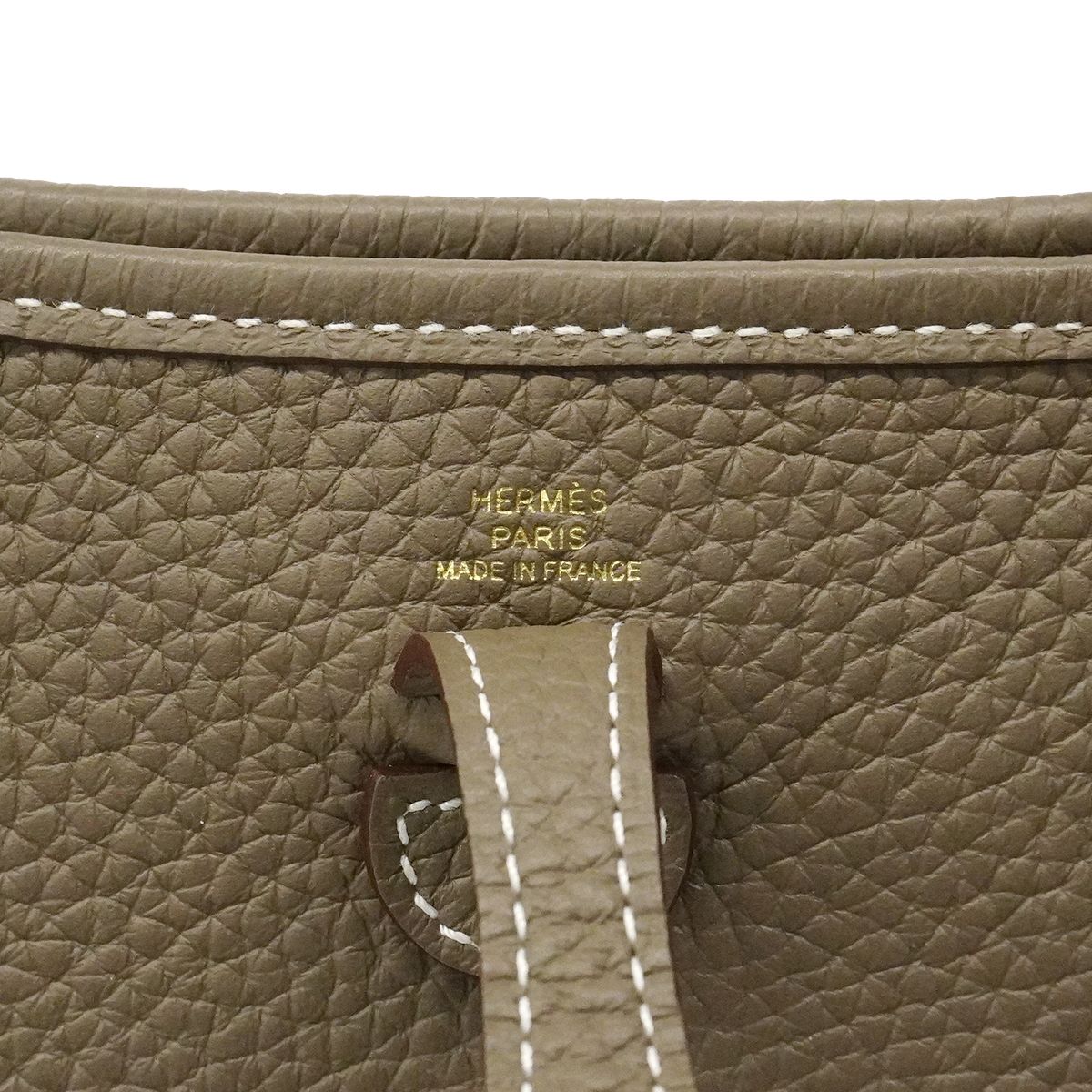 Hermes Shoulder Bag Evelyne TPM Taurillon Clemence Etoupe Gold — view 5