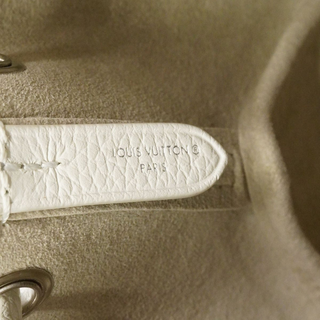 Louis Vuitton Handbag Mahina Picobella White 2-Way — view 5