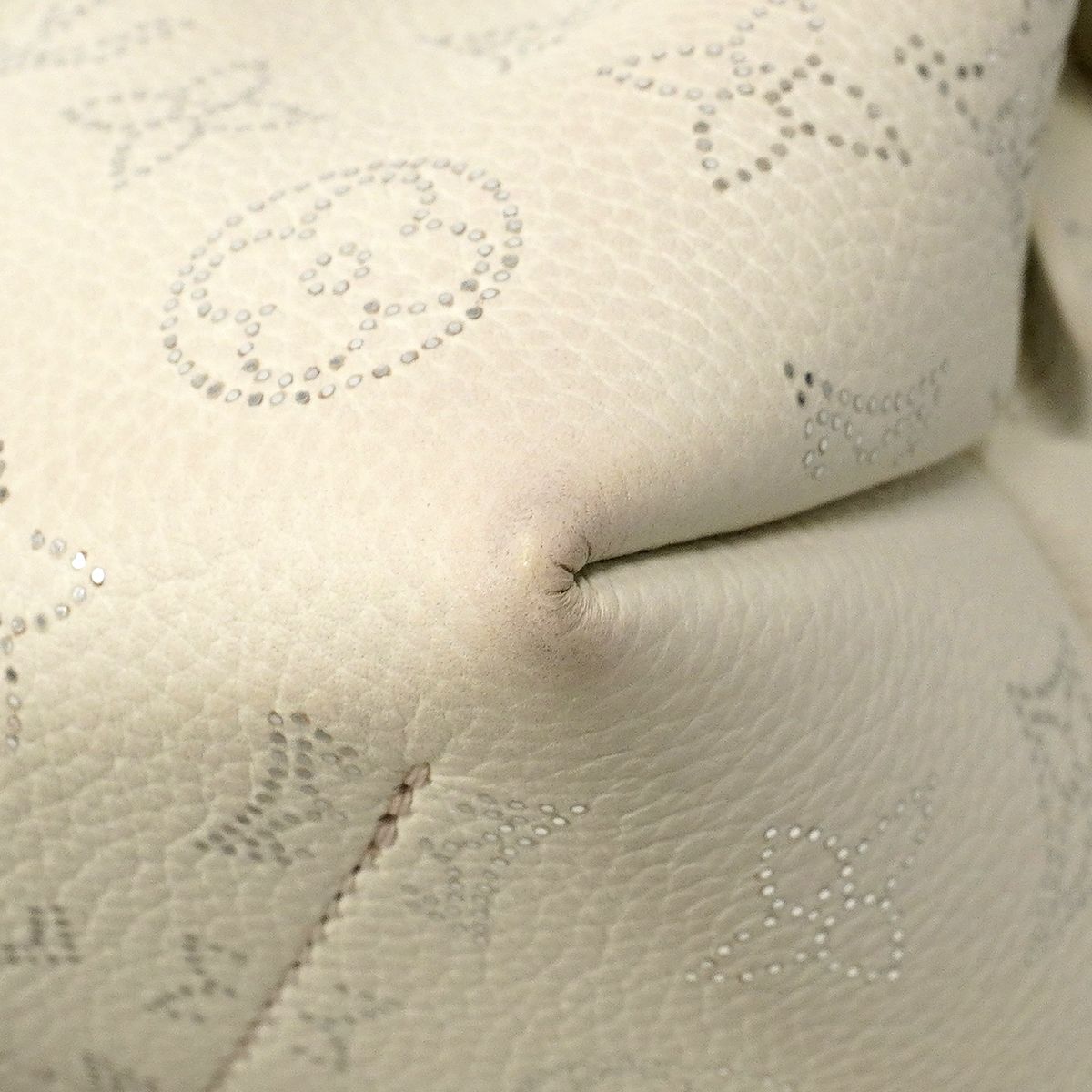 Louis Vuitton Handbag Mahina Picobella White 2-Way — view 7