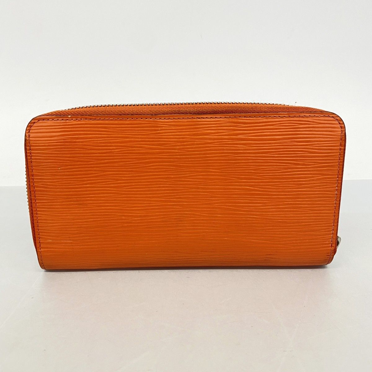Louis Vuitton Wallet Epi Zippy Piment Oren Gilet — view 9