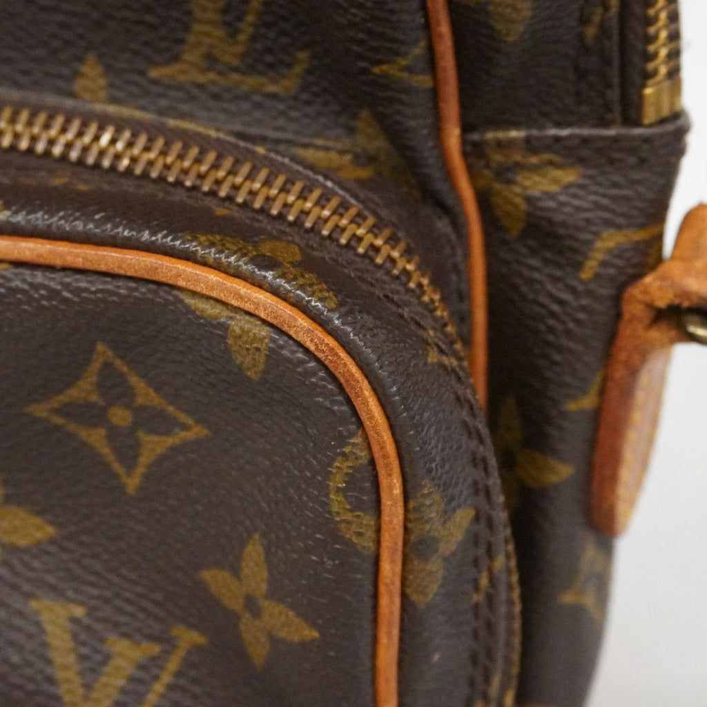 Louis Vuitton Shoulder Bag Monogram Amazon Brown — view 7