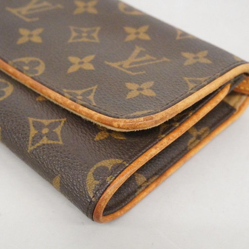 Louis Vuitton Shoulder Bag Monogram Pochette Twin GM Brown — view 7