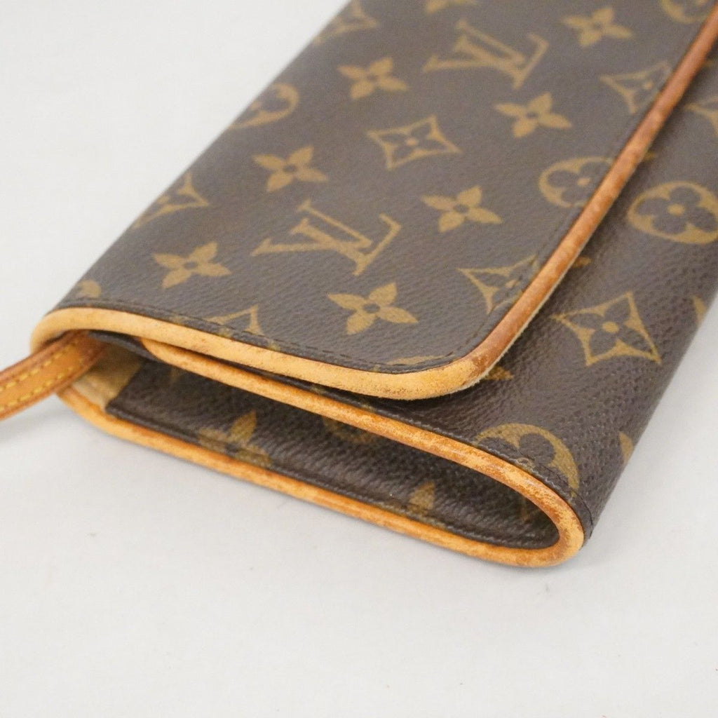 Louis Vuitton Shoulder Bag Monogram Pochette Twin GM Brown — view 6