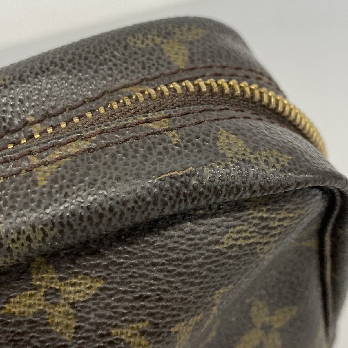 Louis Vuitton Pouch Monogram Trousse Toilette 23 Brown — view 6