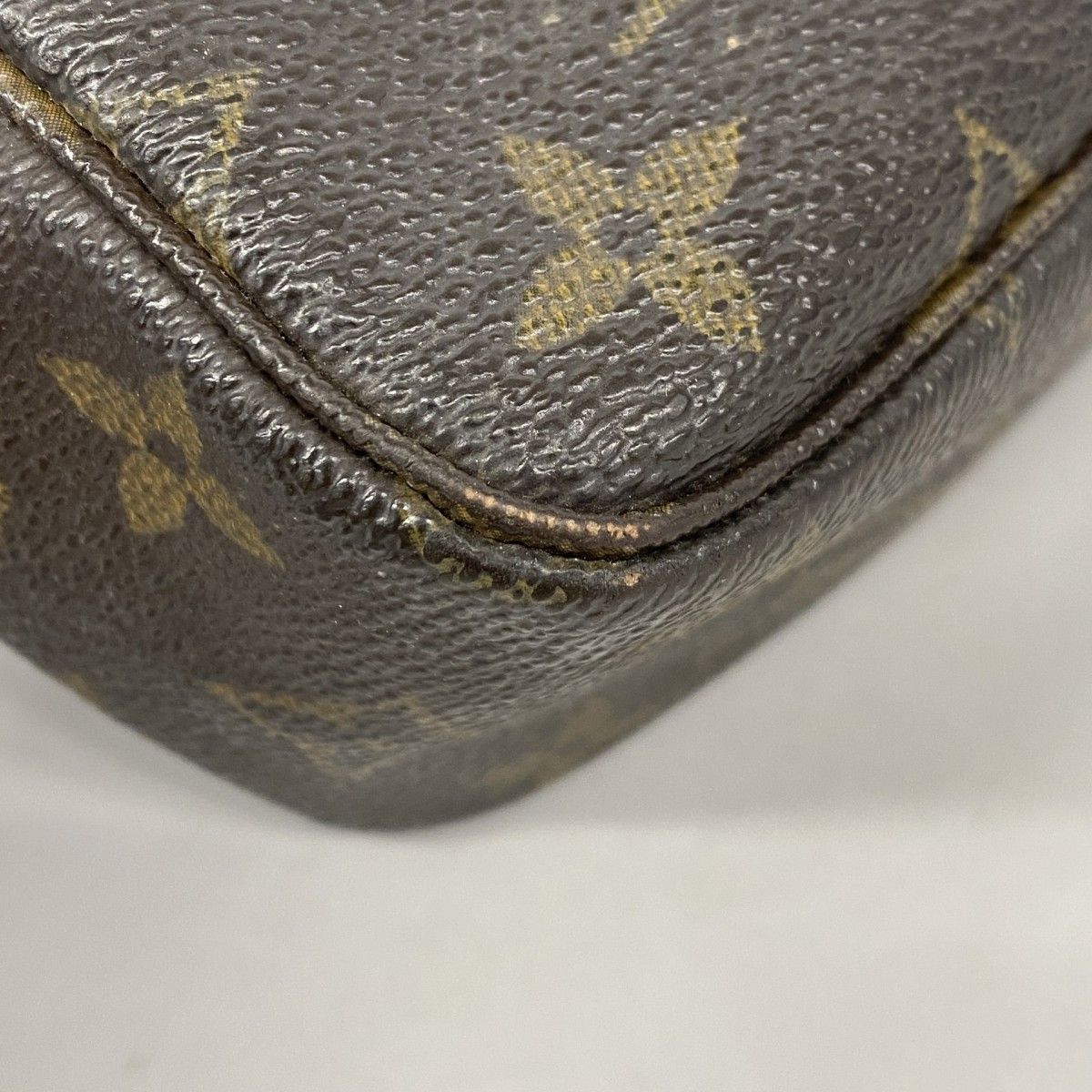 Louis Vuitton Pouch Monogram Trousse Toilette 23 Brown — view 7