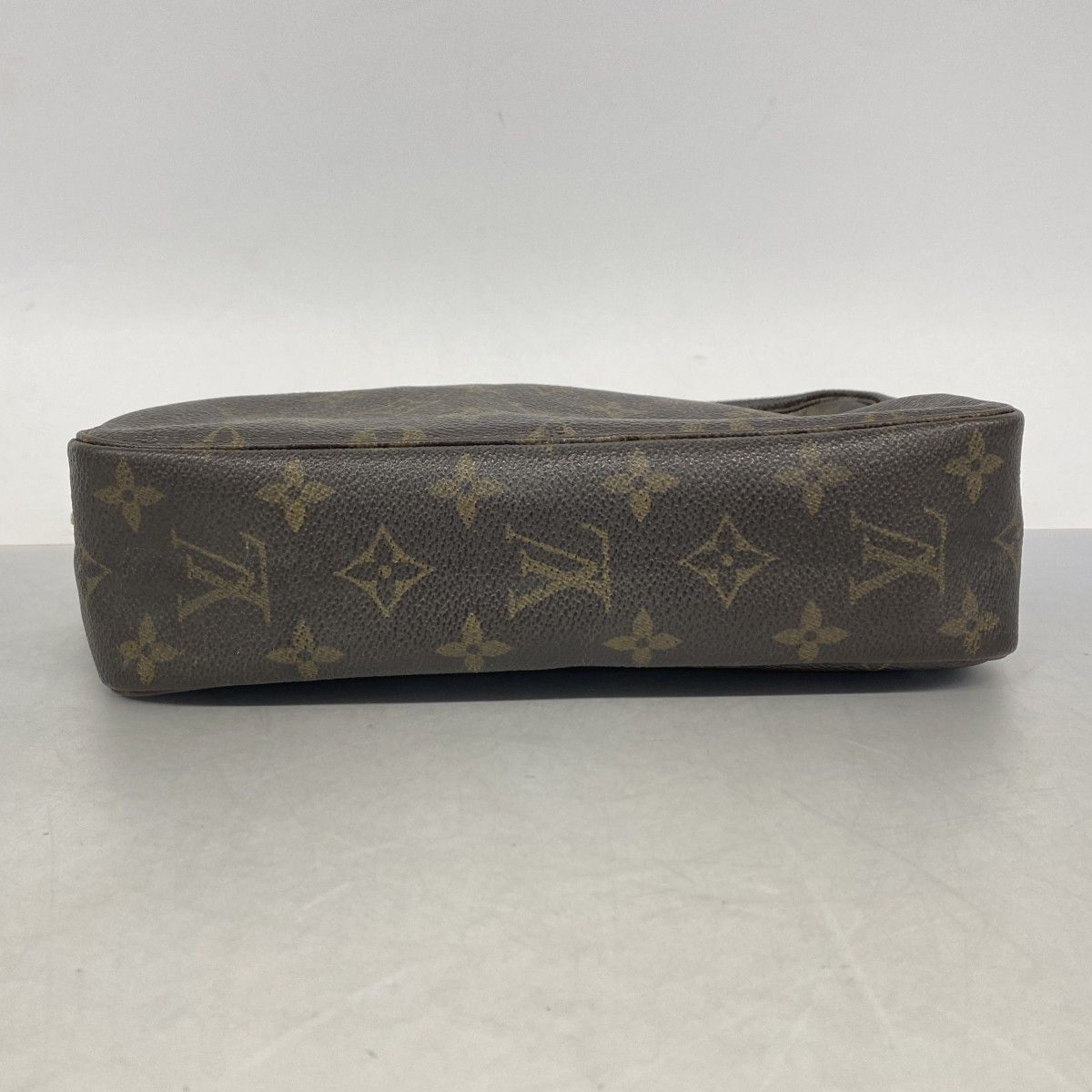 Louis Vuitton Pouch Monogram Trousse Toilette 23 Brown — view 3