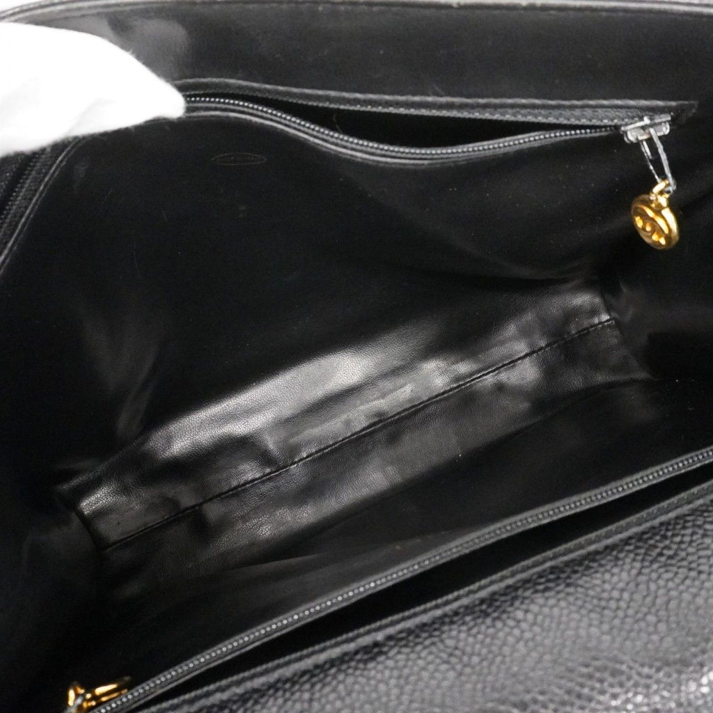 Chanel Shoulder Bag Caviar Leather Black Gold — view 4