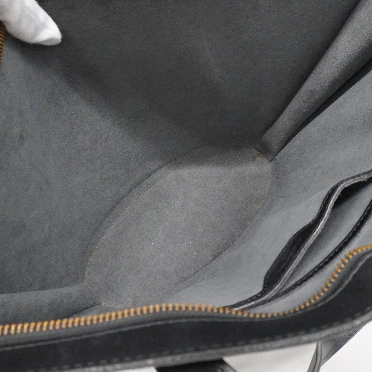Louis Vuitton Handbag Epi Saint Jacques Noir — view 4
