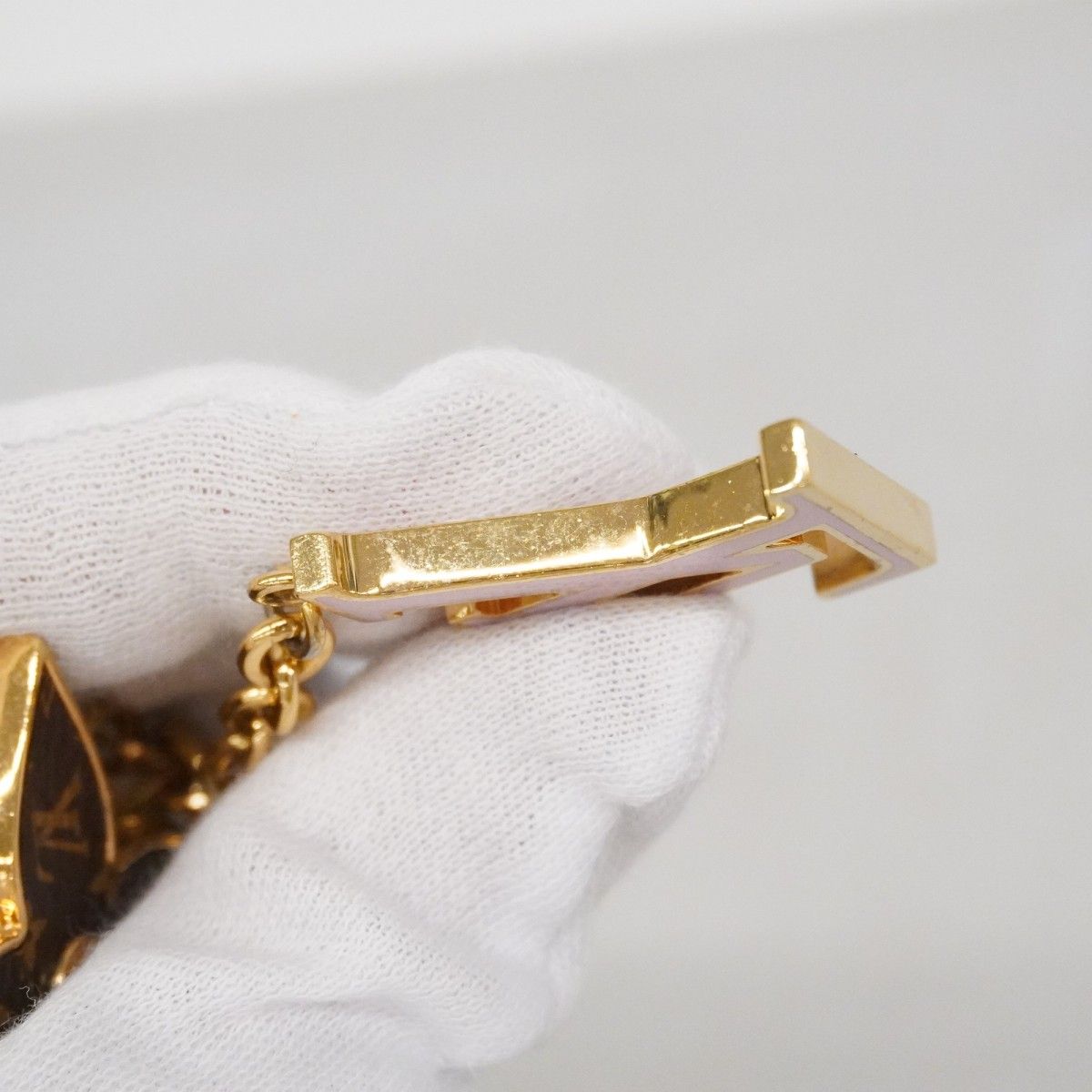 Louis Vuitton Key Holder Charm Monogram Porte Cles Spring Street Brown Gold Pink — view 4