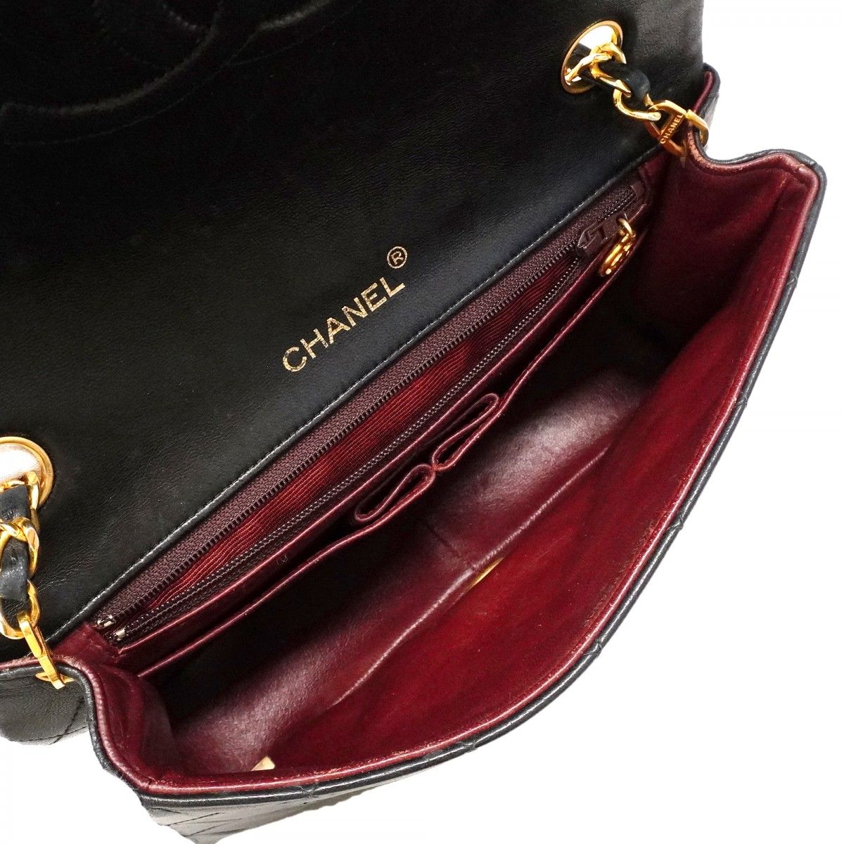 Chanel Shoulder Bag Quilted Lambskin Black Gold — view 4