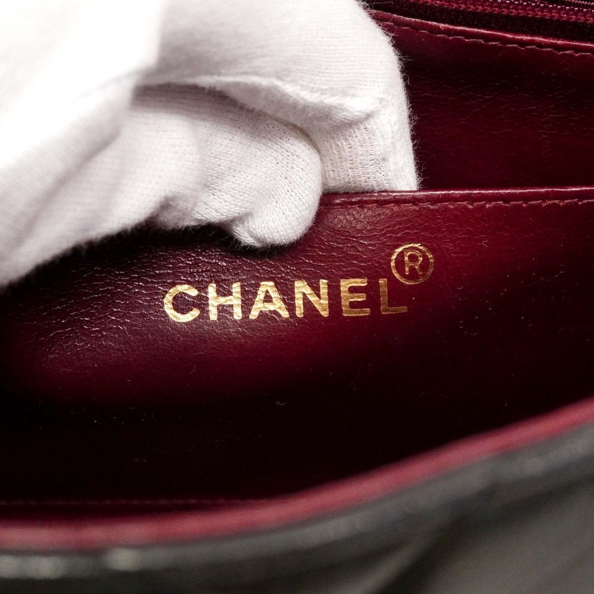 Chanel Shoulder Bag Diana Lambskin Black Gold — view 5