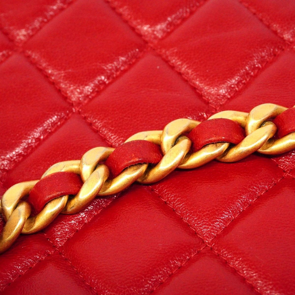 Chanel Shoulder Bag Hobo Lambskin Red Gold — view 6