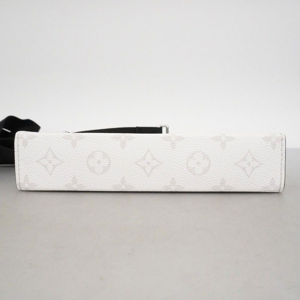 Louis Vuitton Shoulder Bag Taigarama Gaston Wearable Wallet Blanc — view 3