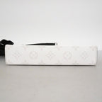 Louis Vuitton Shoulder Bag Taigarama Gaston Wearable Wallet Blanc — view 3
