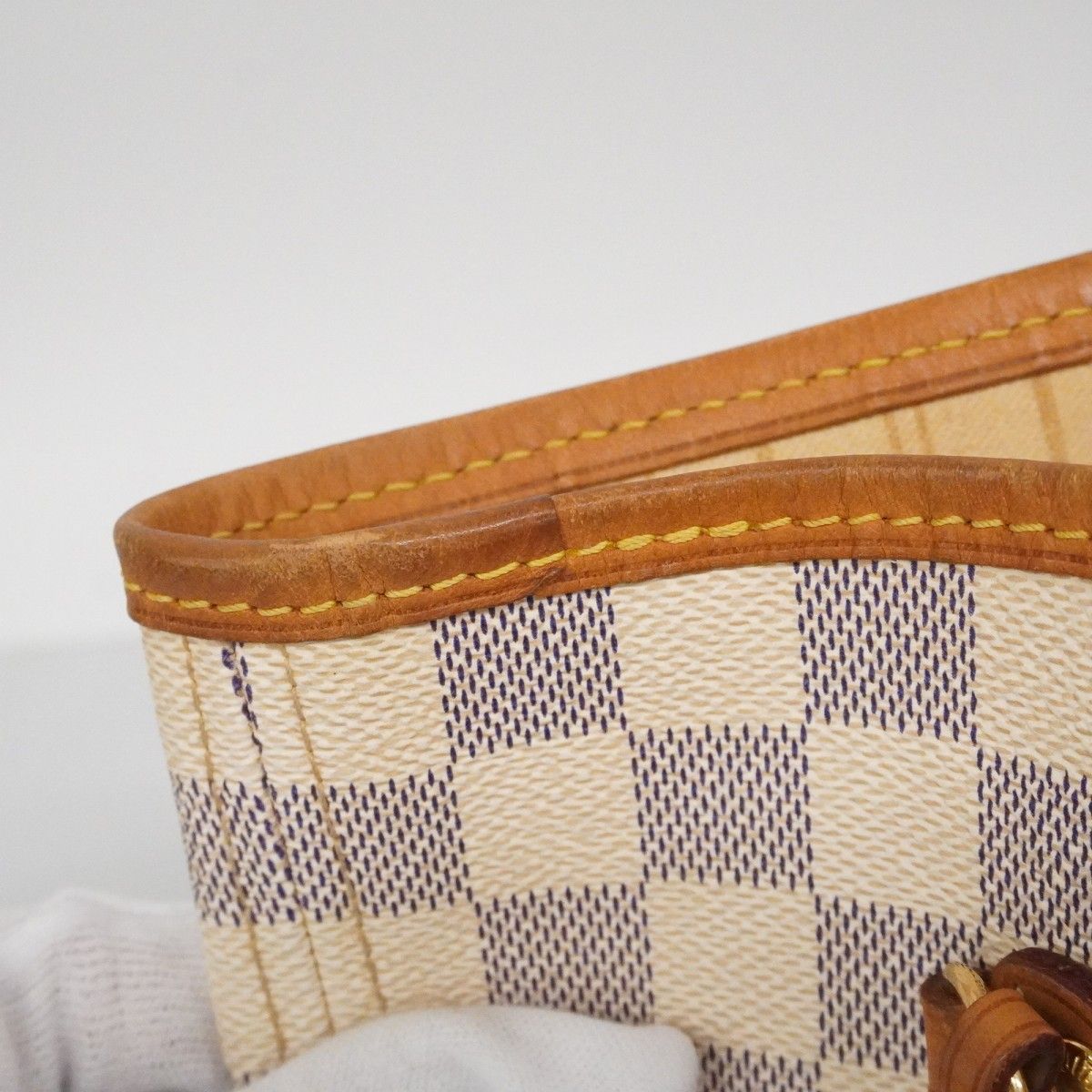 Louis Vuitton Tote Damier Azur Neverfull MM White — view 7