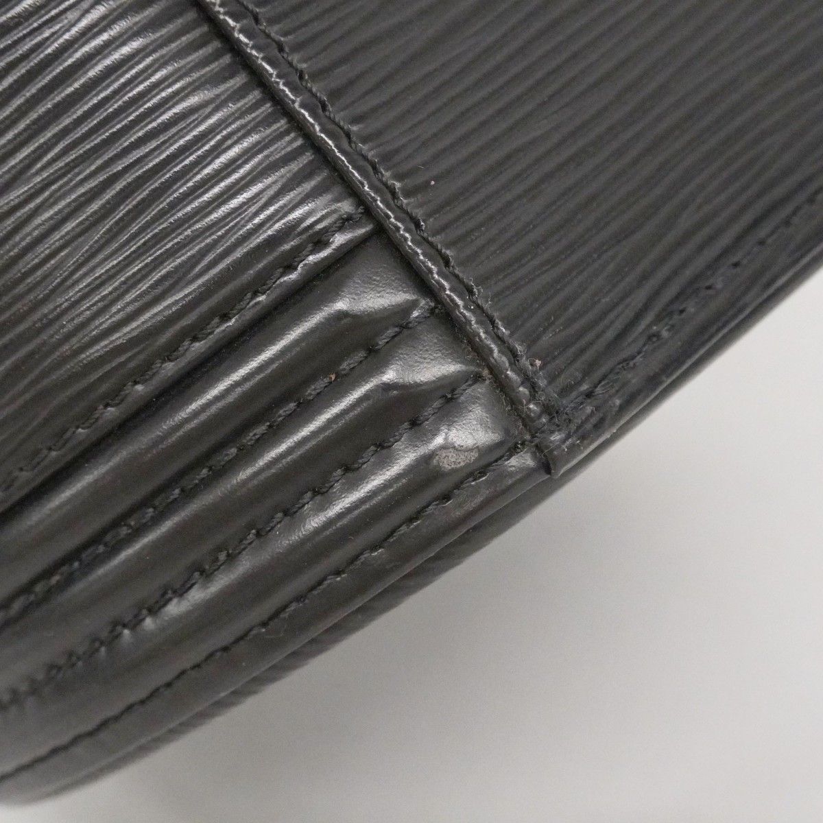 Louis Vuitton Handbag Epi Cannes Noir — view 6