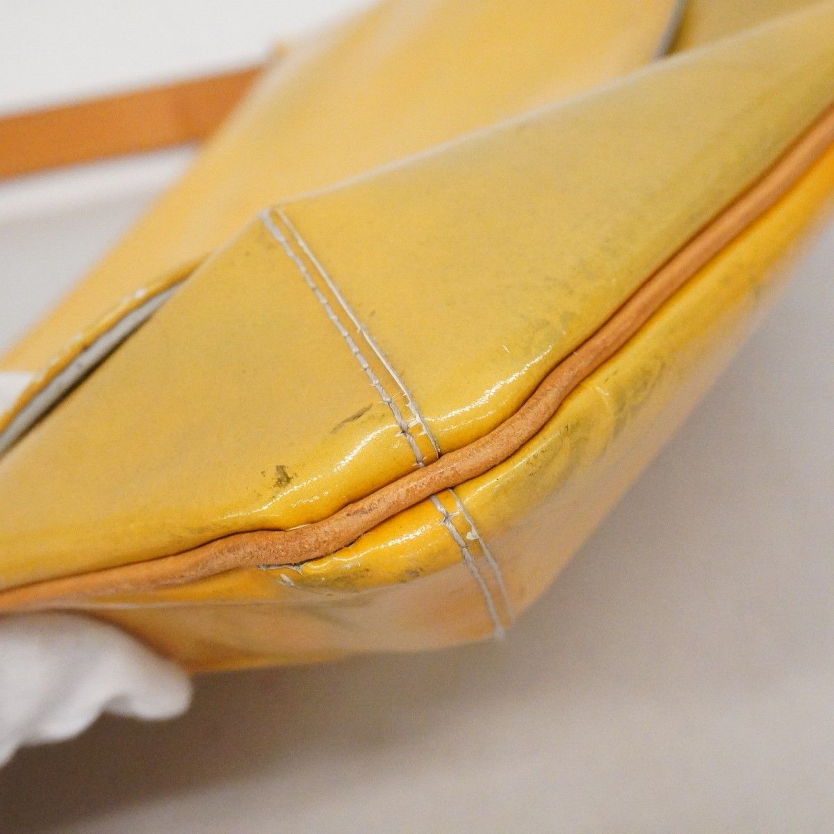 Louis Vuitton Shoulder Bag Vernis Thompson Street — view 7