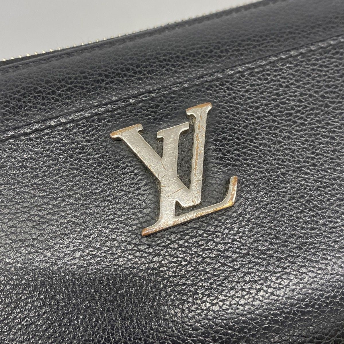 Louis Vuitton Wallet Zippy Lockme Noir — view 8