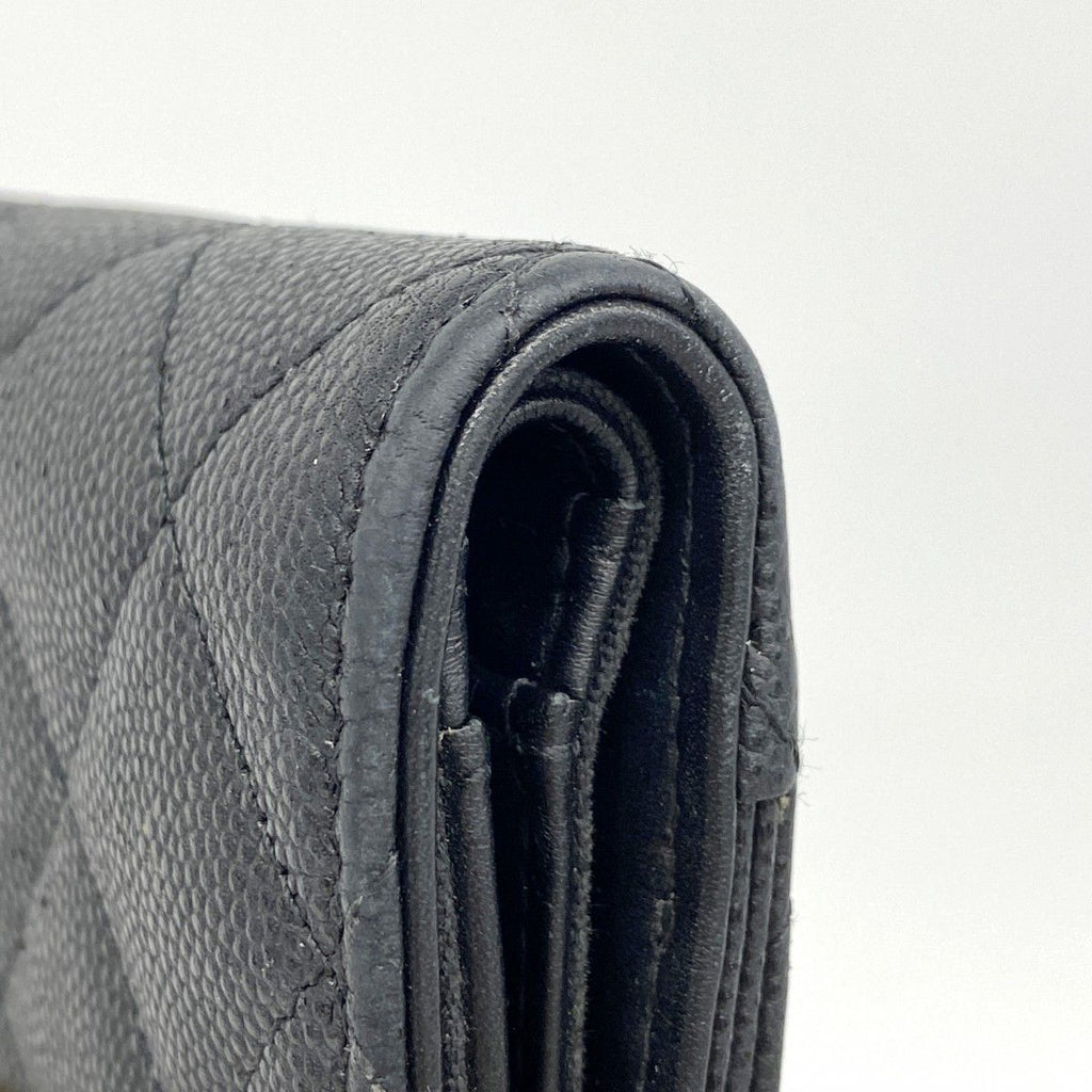 Chanel Wallet Quilted Caviar Leather Black Gold — view 6
