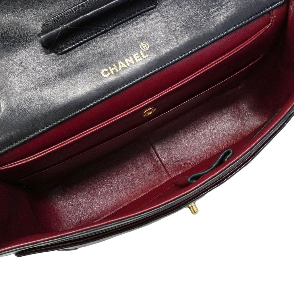 Chanel Shoulder Bag Quilted Lambskin Black Gold — view 4